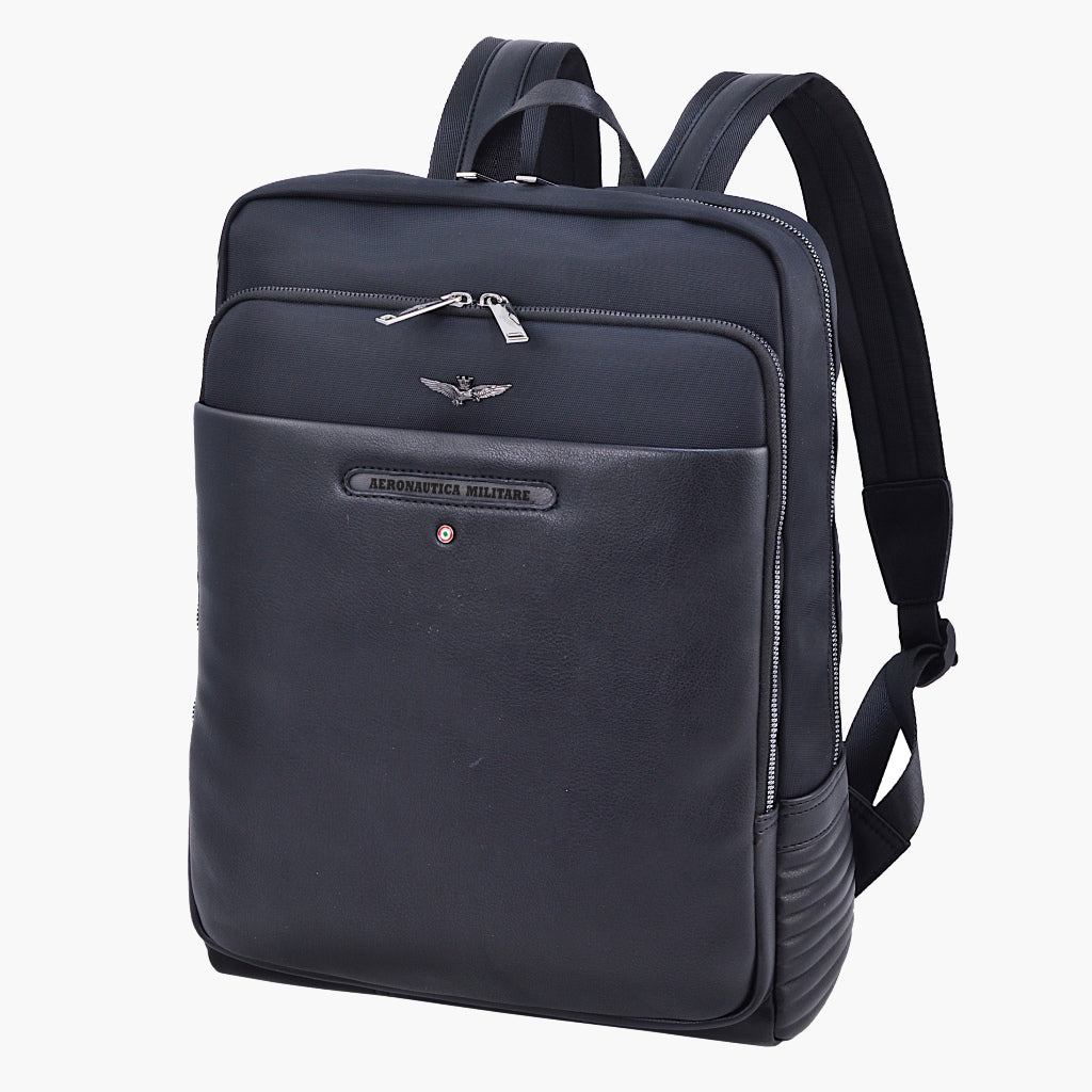 Aeronáutica Military Backpack PC 15" línea Sky AM454-NE