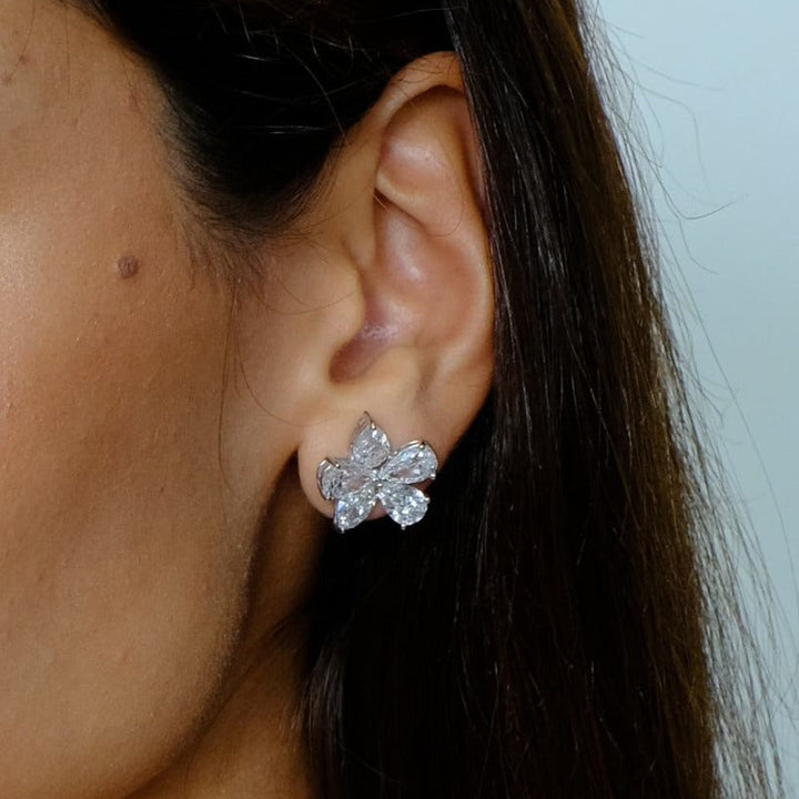 Pendientes Zydo en forma de flor con diamantes talla fantasía en oro blanco 59458
