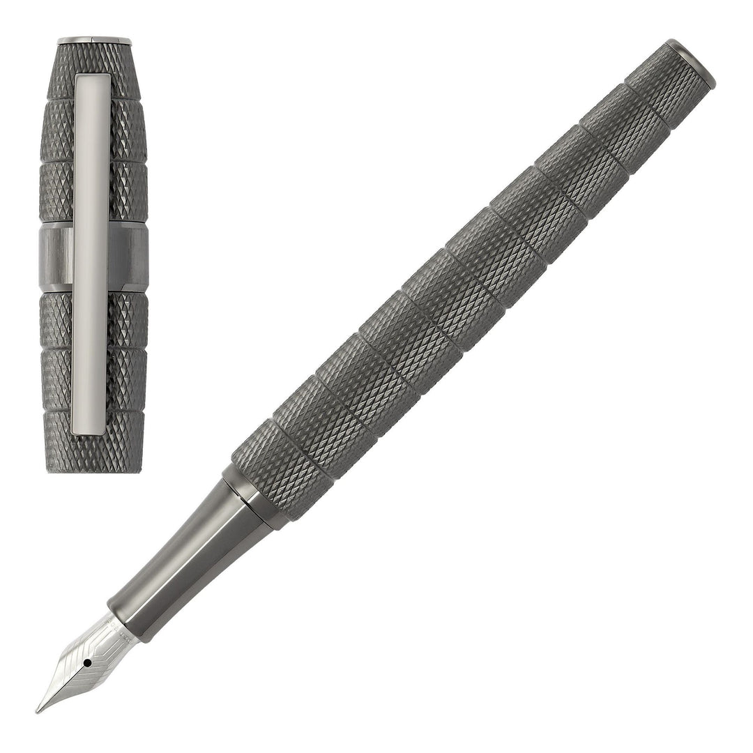 Hugo Boss Quantum Gun fountain pen HSH4982D