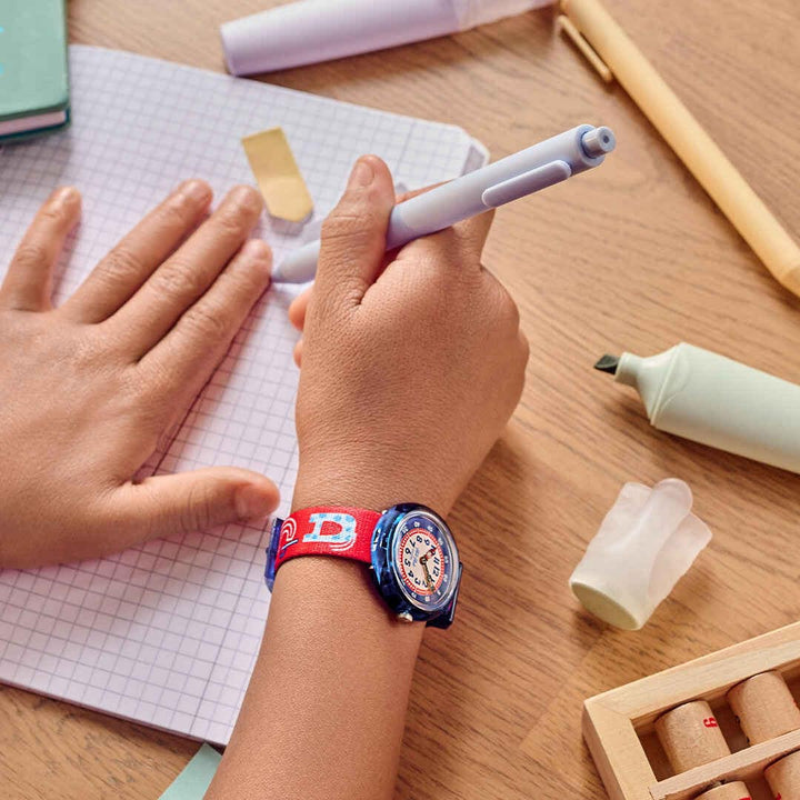 Montre Flik Flak CONNAISSEZ VOTRE ABC Story Time 32 mm FBNP244