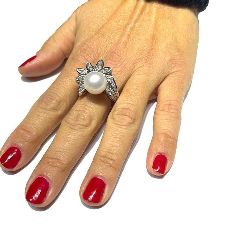 Capodagli anello Fiore Perle oro bianco 18kt diamanti e perle 0038AG - Capodagli 1937