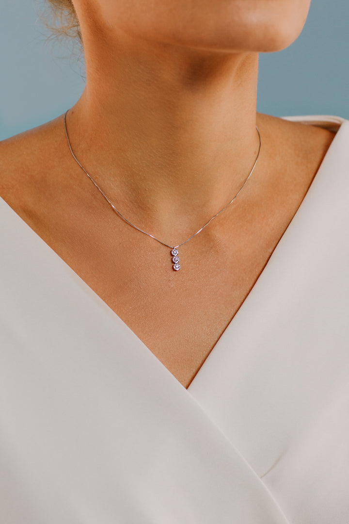 Comete Trilogy Necklace in Rose Gold with Diamonds GLB1037