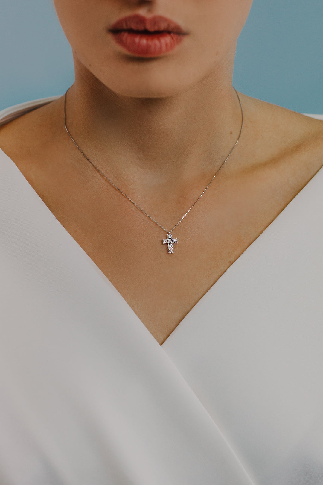 Comete Gold and Diamond Cross Necklace GLB1555