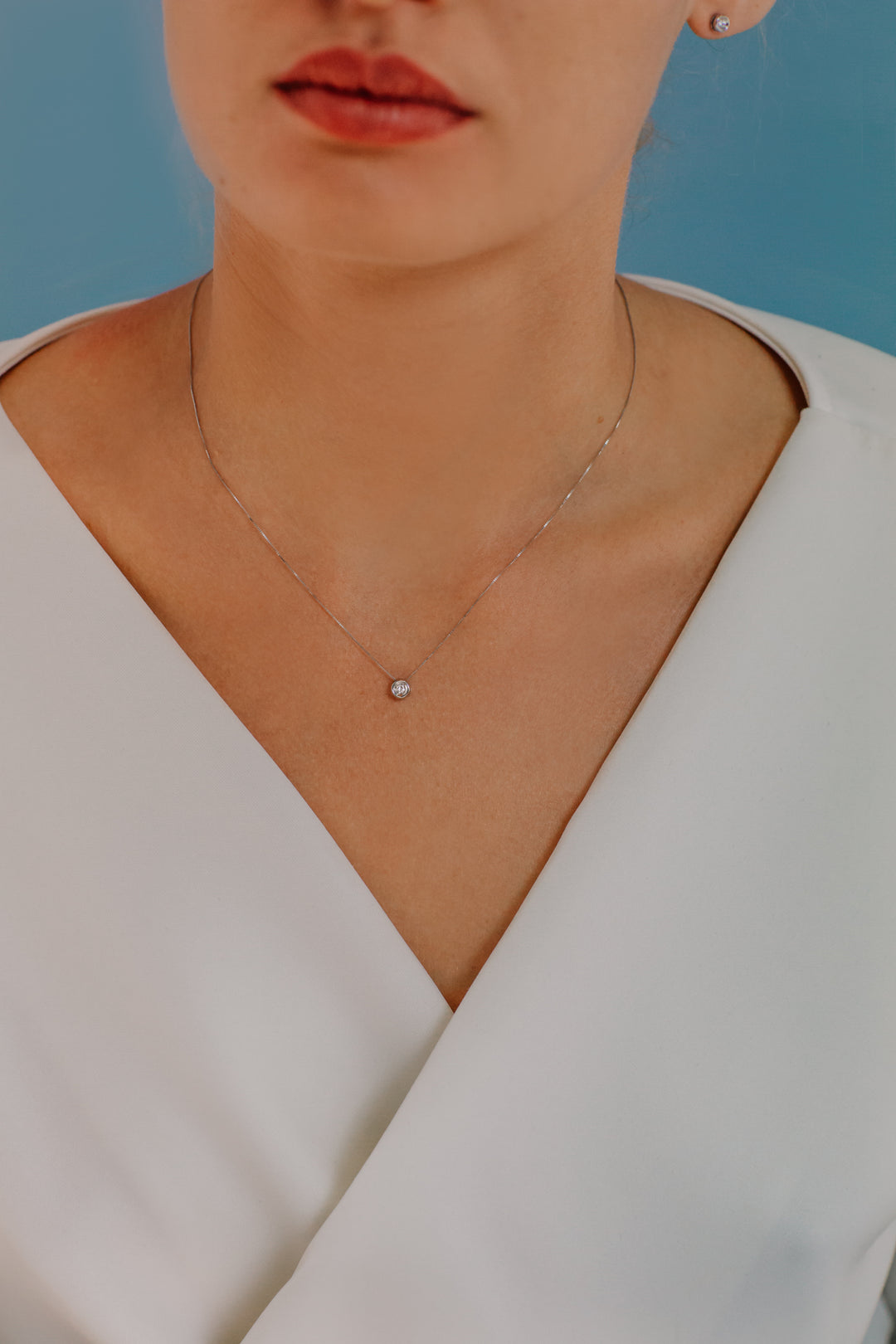 Comete Necklace Round light point in Gold and Diamond GLB1417