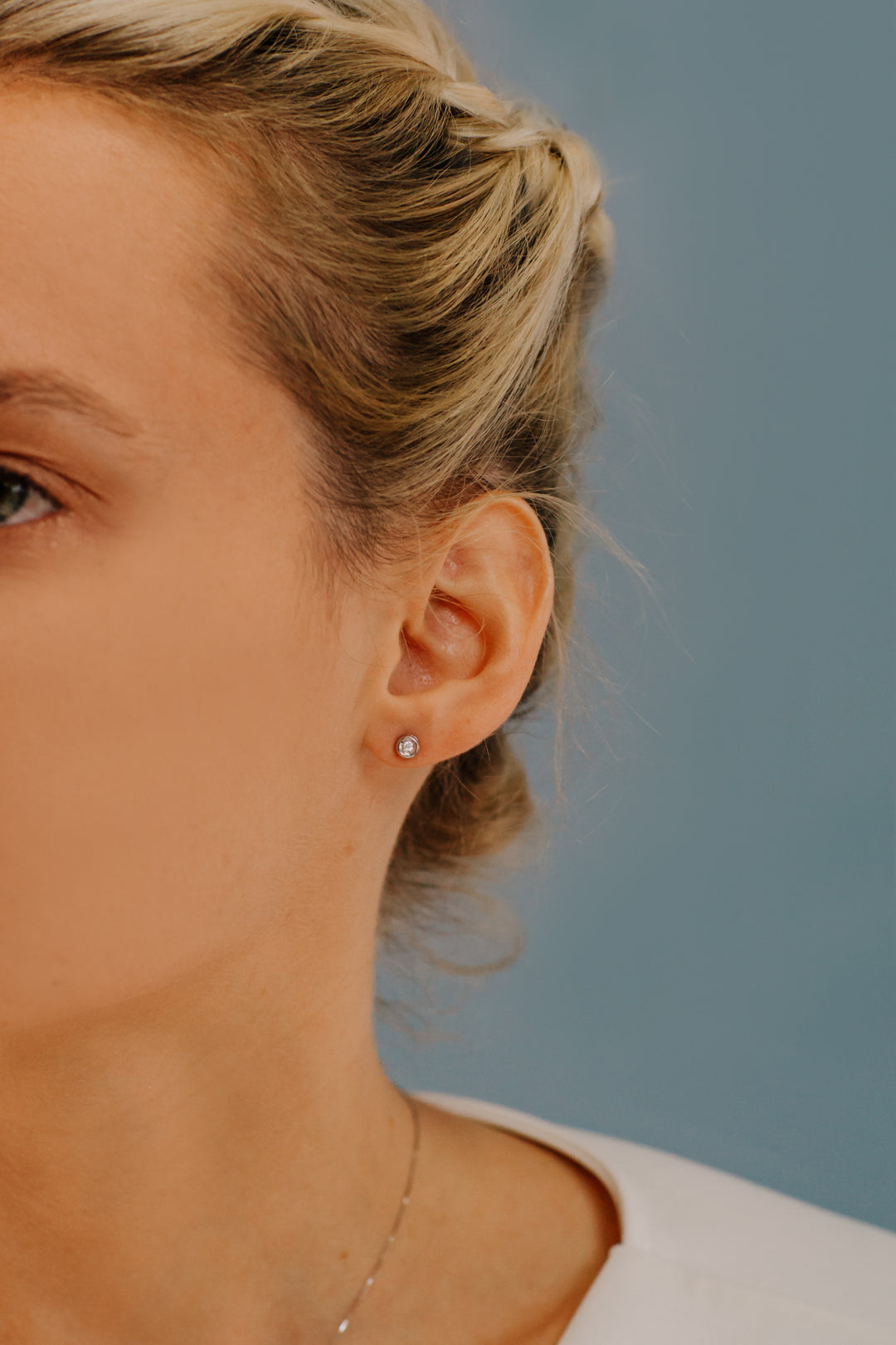 Comete Round light point earrings in gold and diamonds ORB904