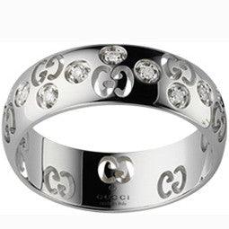 Anillo Gucci Icon Bold en oro blanco de 18 quilates y diamantes talla 13 246484 J8540 9066