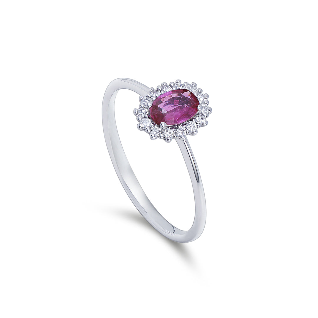 Mikiko un rubí de 9k n. ovalado 6x4 ct.0,40 diam. 0,13 quilates MA5141R4RBN