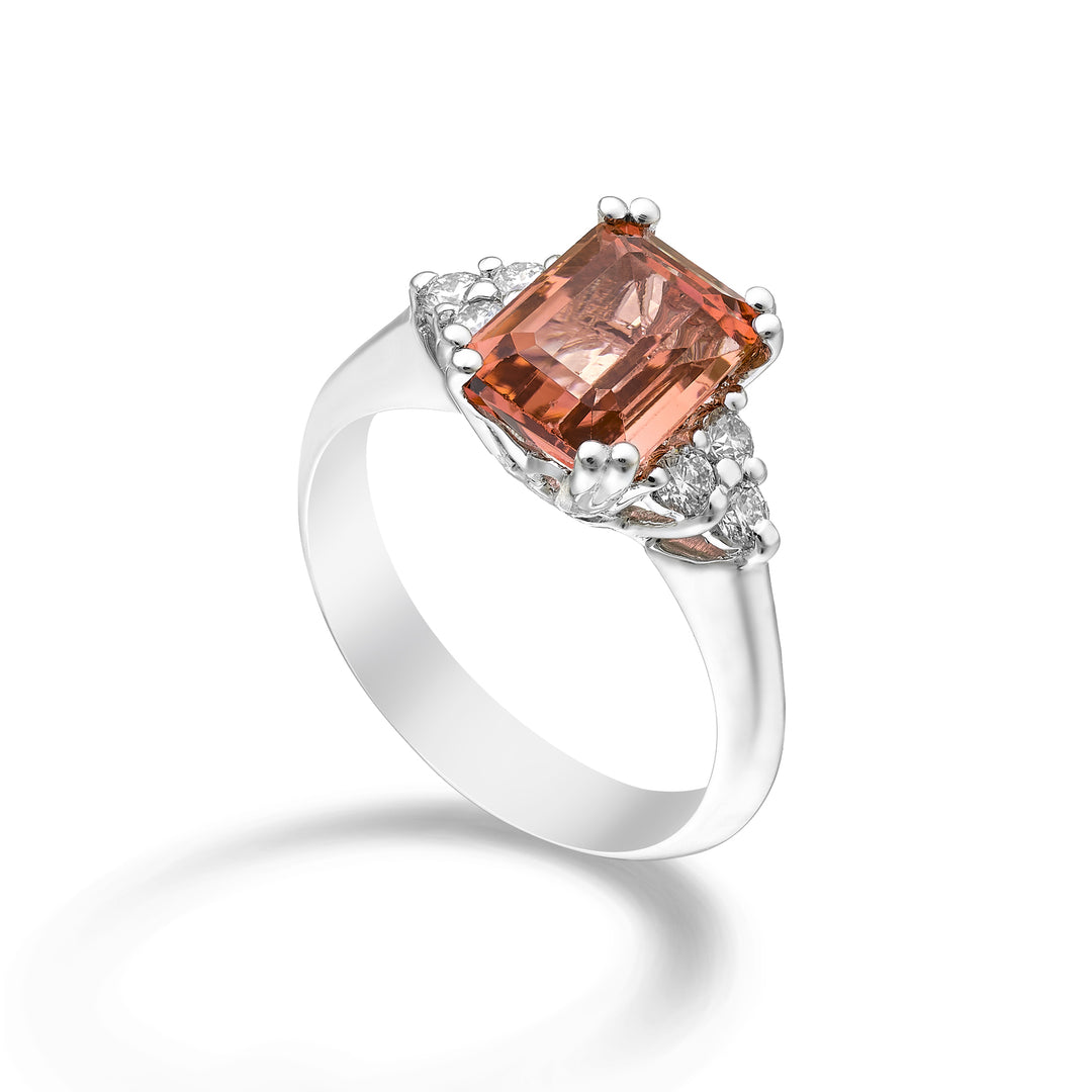 Golay octagonal tourmaline ring 9x7 and lateral diamonds ACLC059DITO3-24180110009