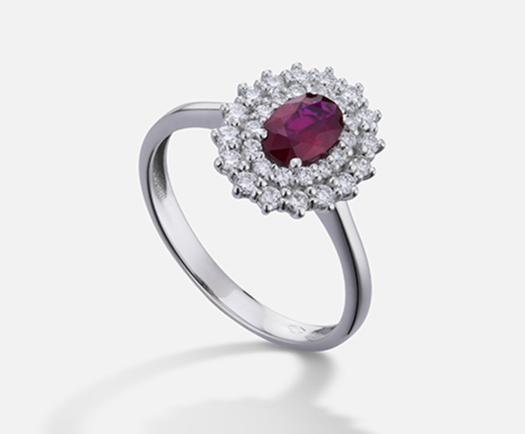 Mikiko un rubí de 18k n. ovalado 6x4 ct.0.52 dia ct.0.37 MA5116O4RBN052