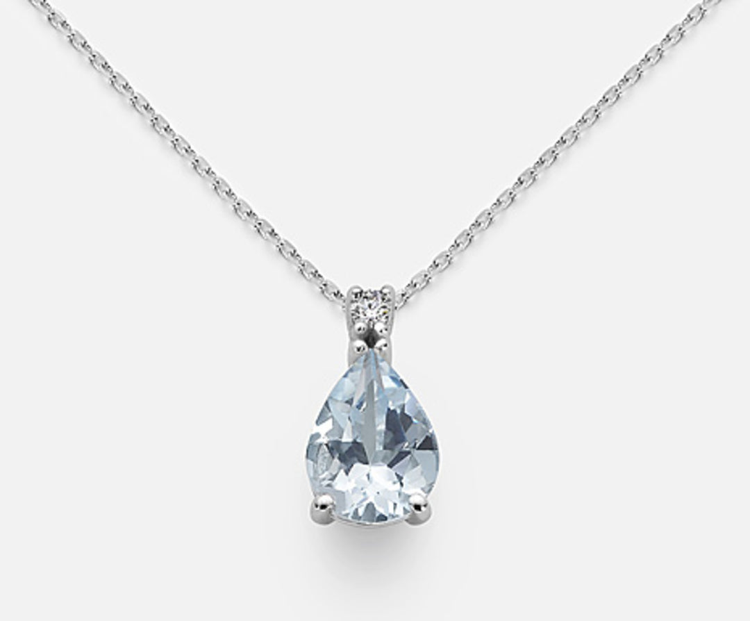 Mikiko cl 18k aguamarina gota 8x6 ct.0,62 diam. unidad 0,025 MD5039O4AM