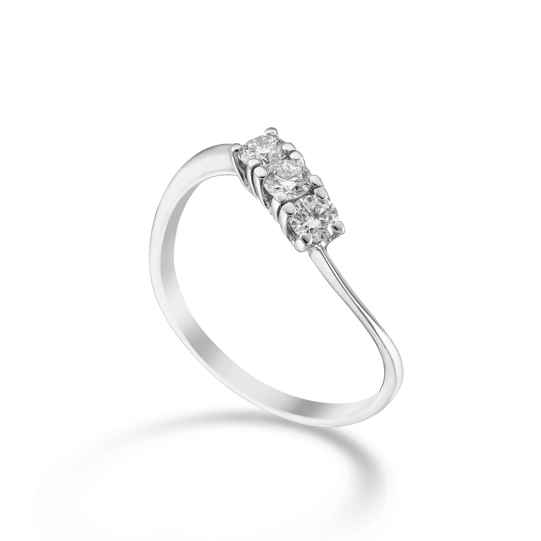 Mikiko an 9k trilogy moved with diamonds MA5206R4BR033