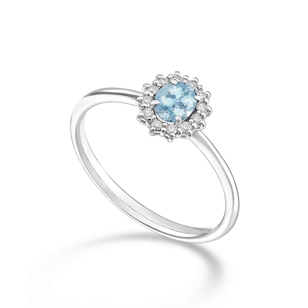 Mikiko an 9k oval aquamarine 5x4 ct.0,30 diam. 0.10 ct MA5167R4AM