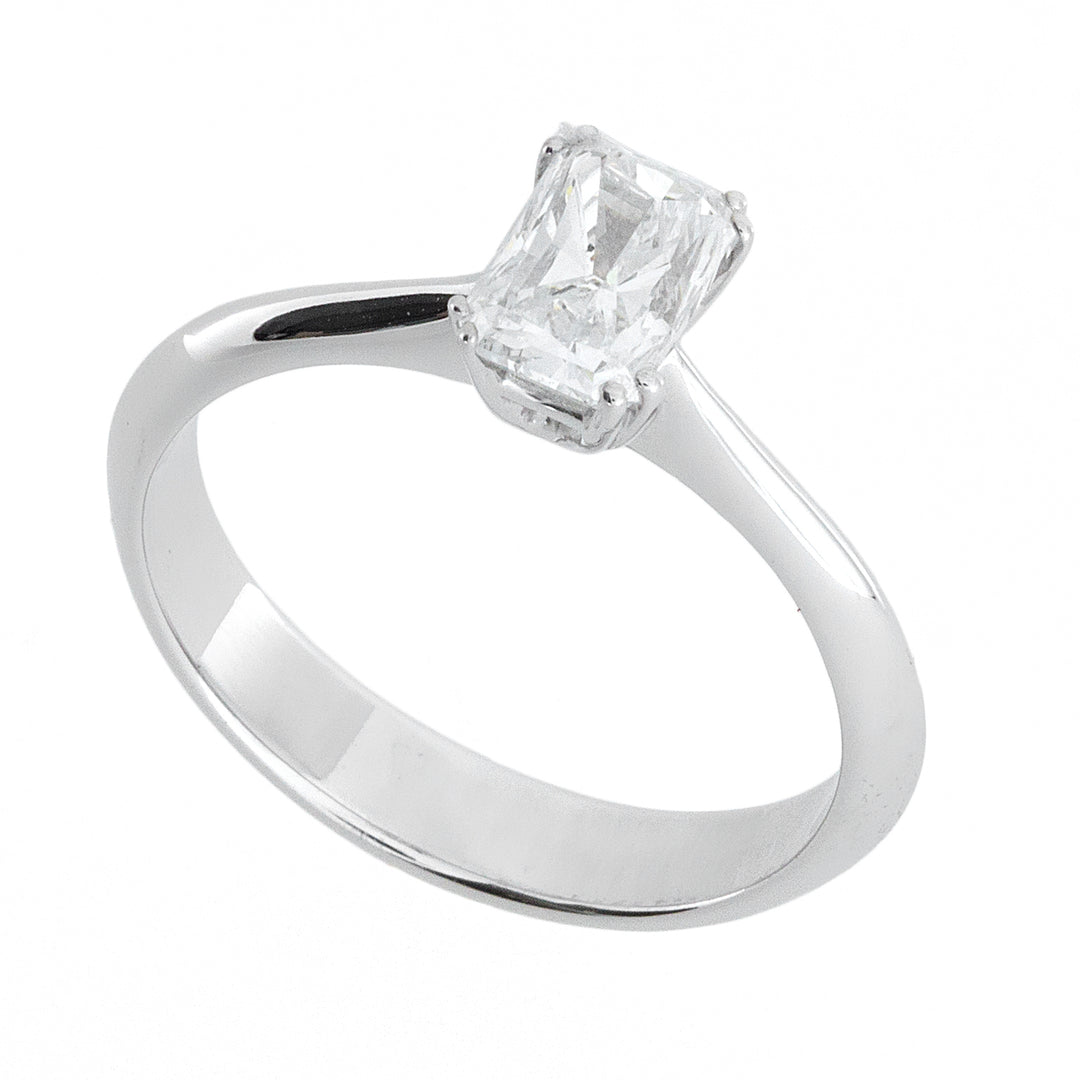 Anillo solitario Golay talla esmeralda APU001WDI-19092000034
