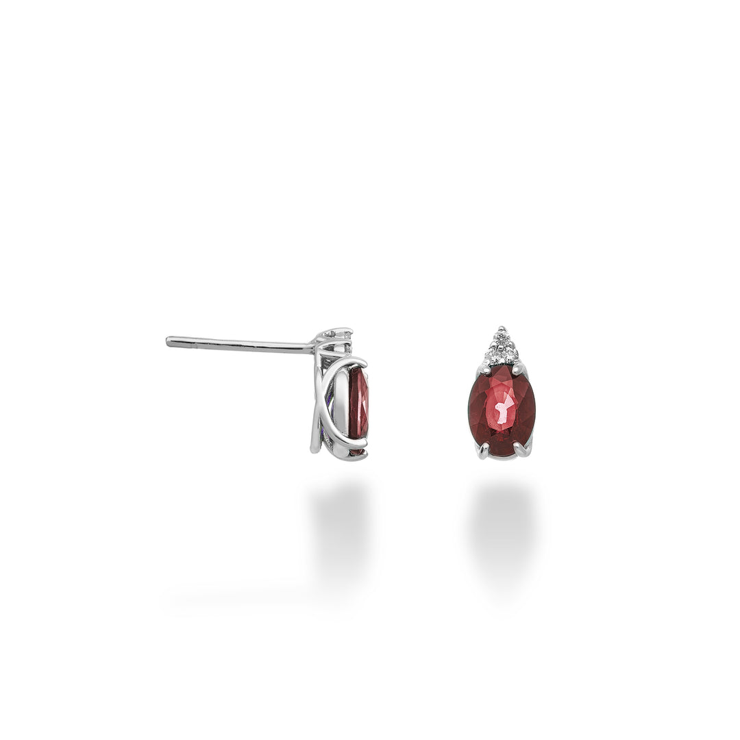 Mikiko or 9k oval ruby 7x5 and three diamonds MO5172R4RBC