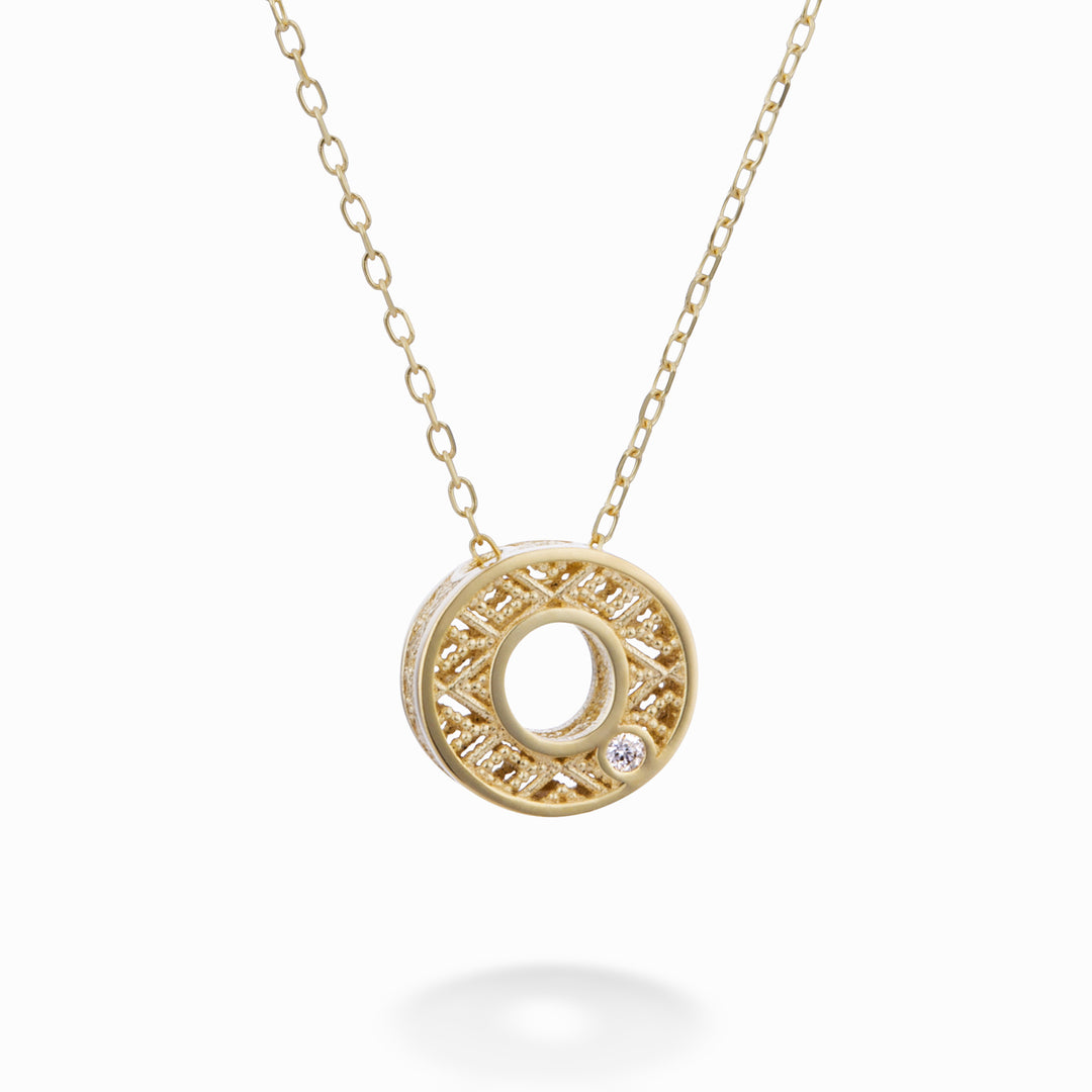 Mikiko cl 18k lettera o oro giallo diam. ct.0,01 MDLETOO1