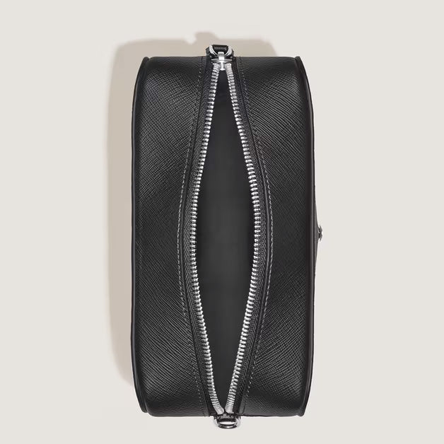 Neceser Montblanc Sartorial pequeño de piel negro 221572