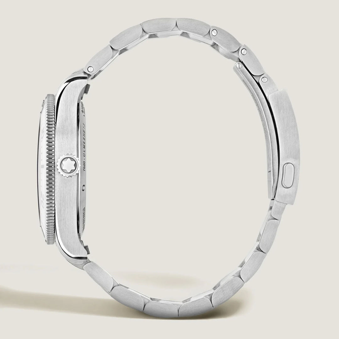 Montre Montblanc Iced Sea Automatique Date 0 Oxygen 38mm blanc automatique acier 134024
