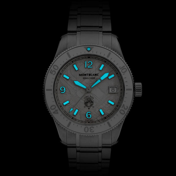 Montre Montblanc Iced Sea Automatique Date 0 Oxygen 38mm blanc automatique acier 134024