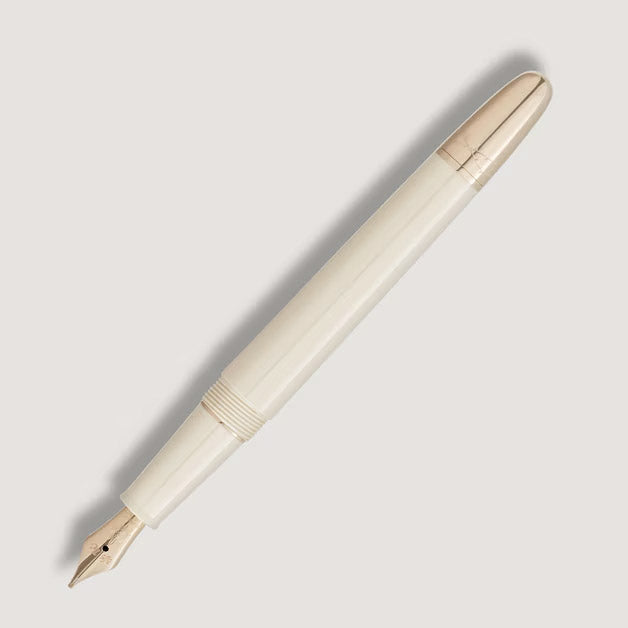 Pluma estilográfica Montblanc Meisterstück Romeo y Julieta Classique punta M 132918
